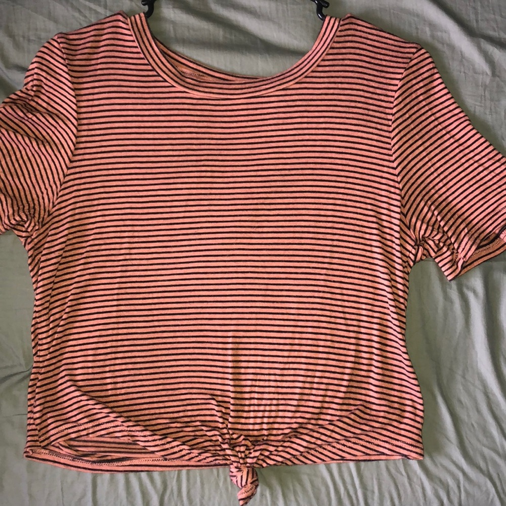 Pink cropped tee with black stripes